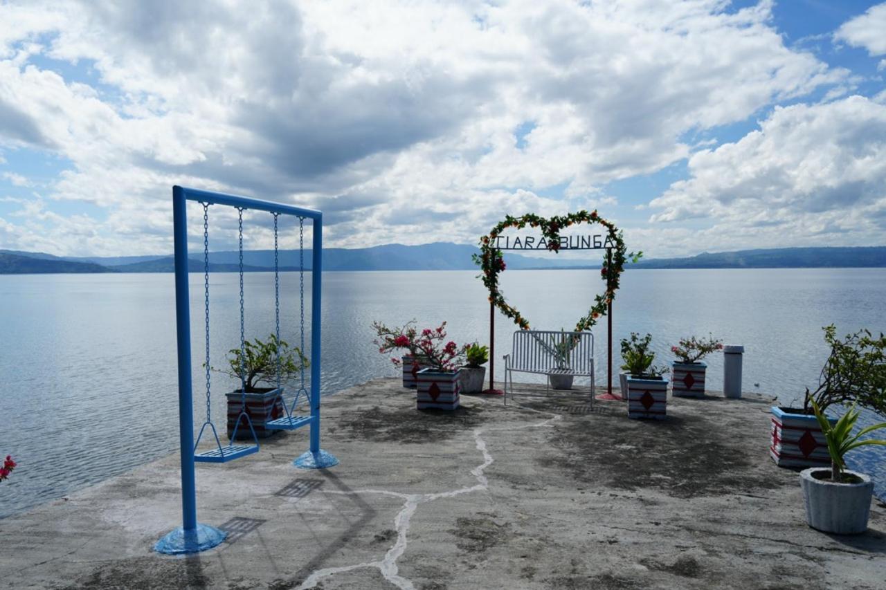 Tiara Bunga Hotel & Villa Balige Kültér fotó