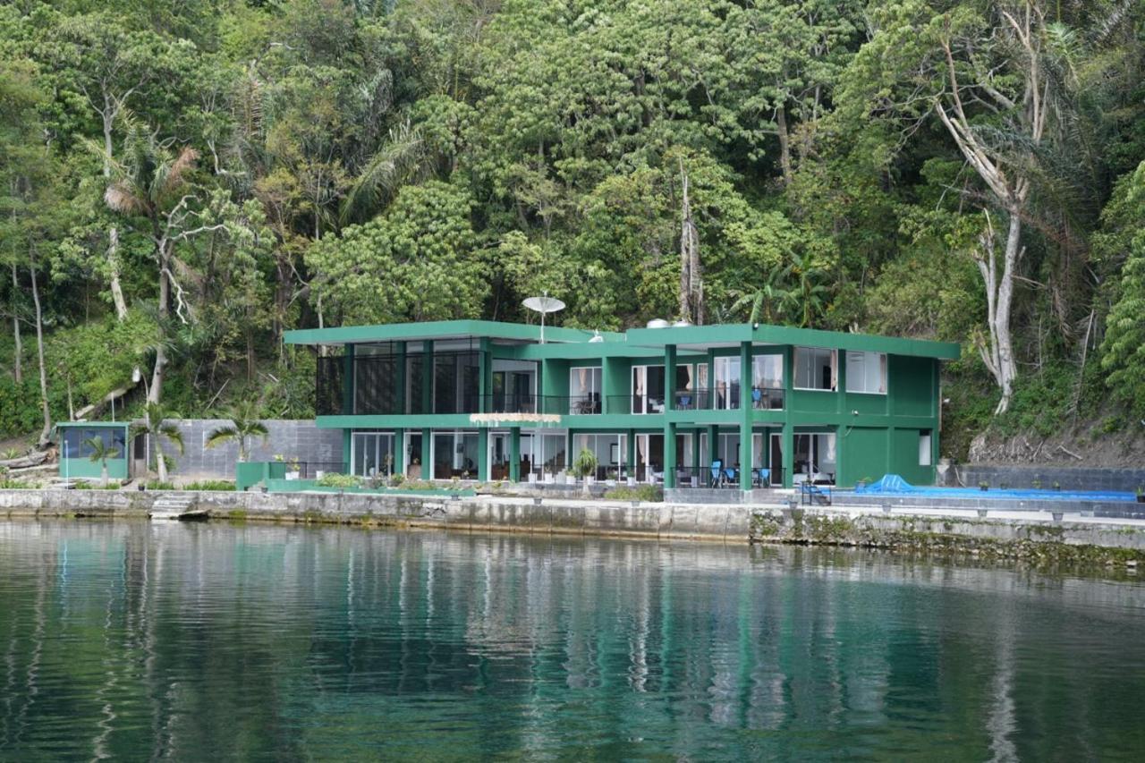 Tiara Bunga Hotel & Villa Balige Kültér fotó