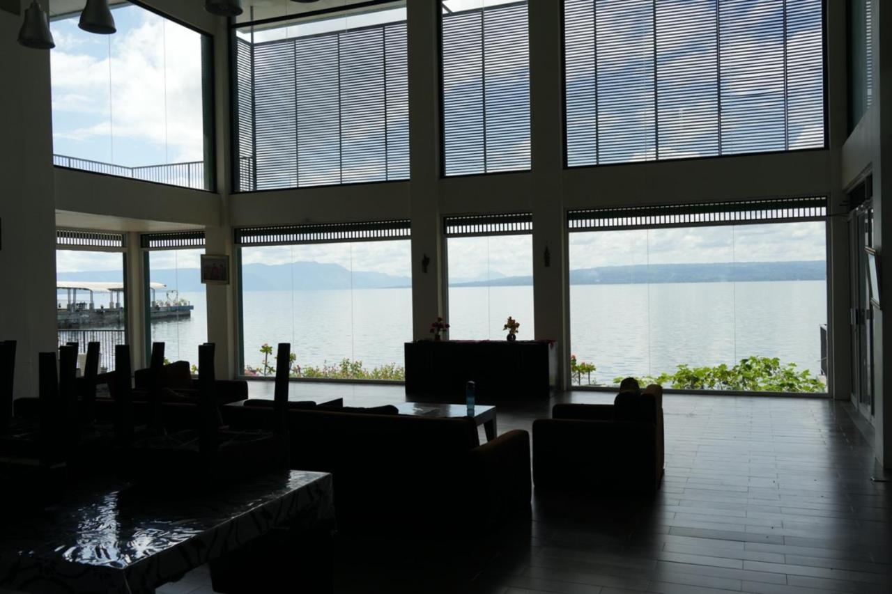 Tiara Bunga Hotel & Villa Balige Kültér fotó
