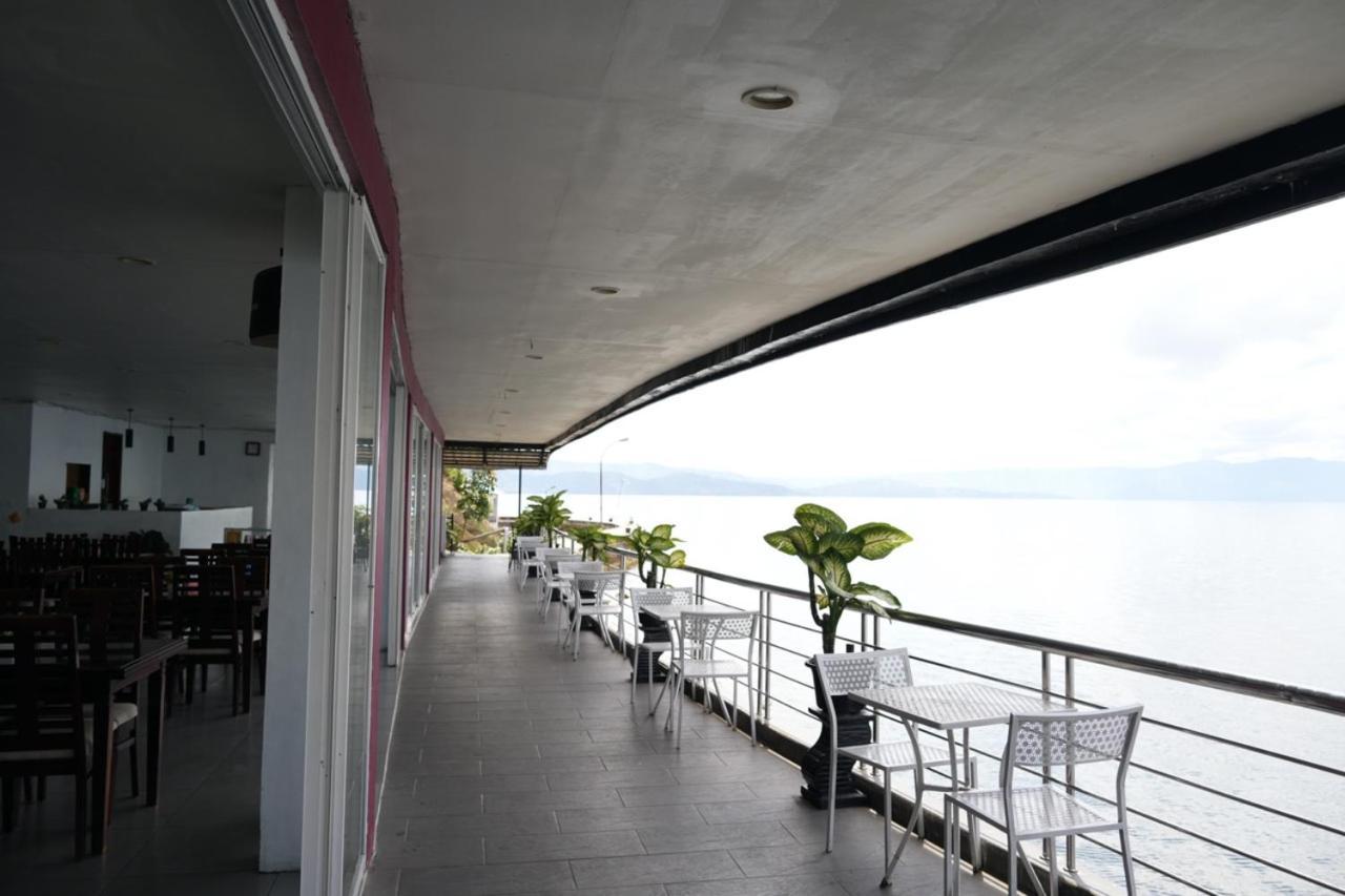 Tiara Bunga Hotel & Villa Balige Kültér fotó